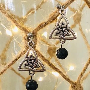 Triquetra Aromatherapy Earring